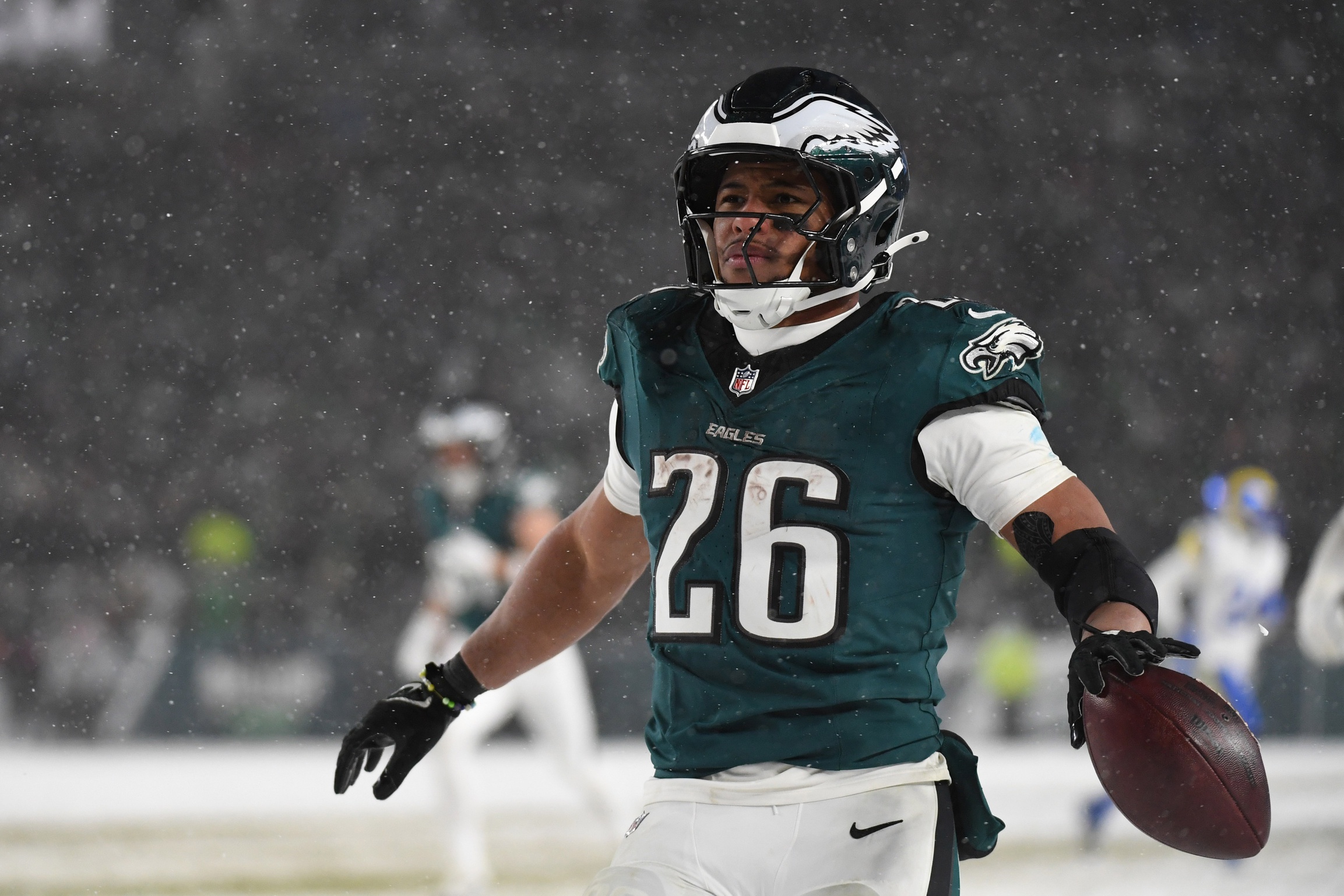 Former Penn State standouts lead the way as favorites for NFL individual awards