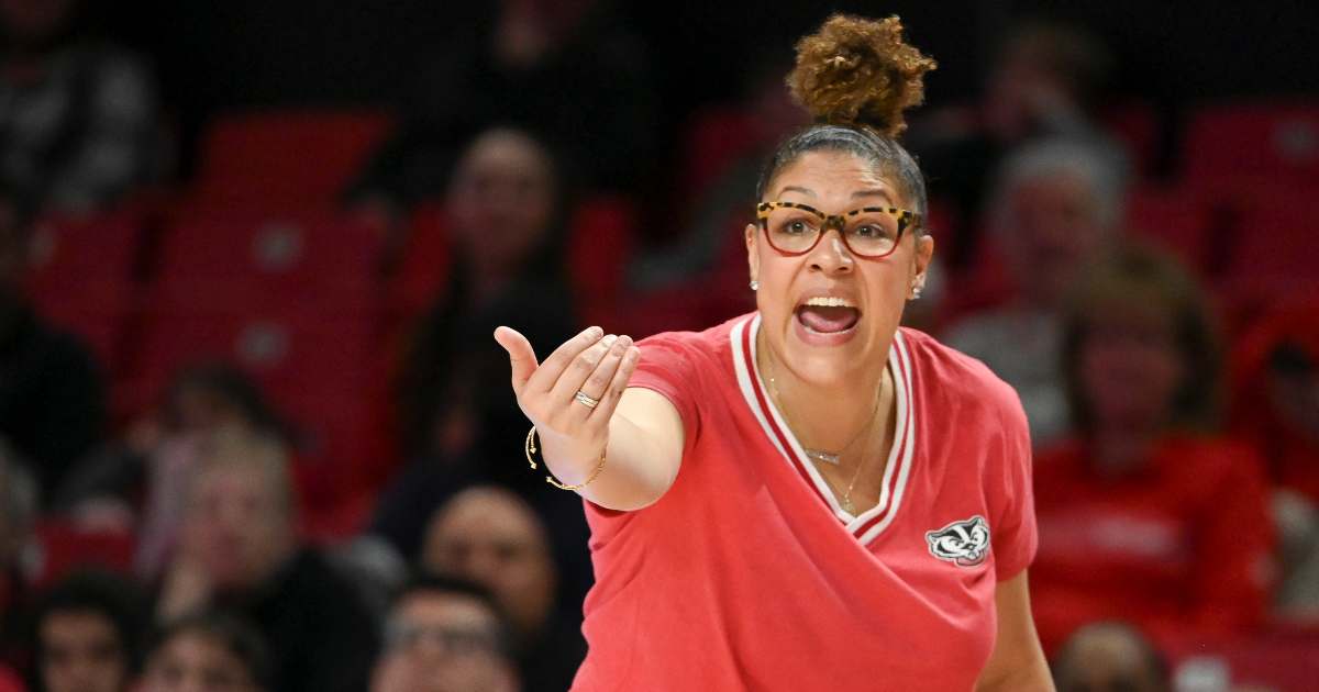 Former Wisconsin center Tessa Towers accuses coach Marisa Moseley of mistreatment