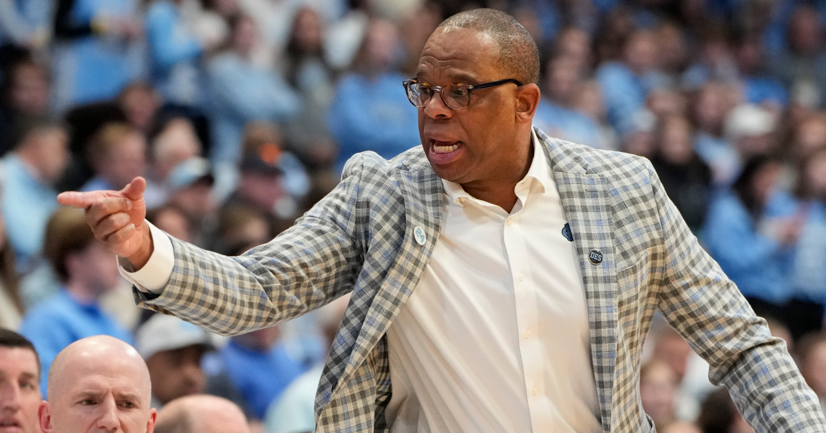 Hubert Davis downplays impact of Saturday's game vs. Duke: 'I think every game is the Super Bowl'