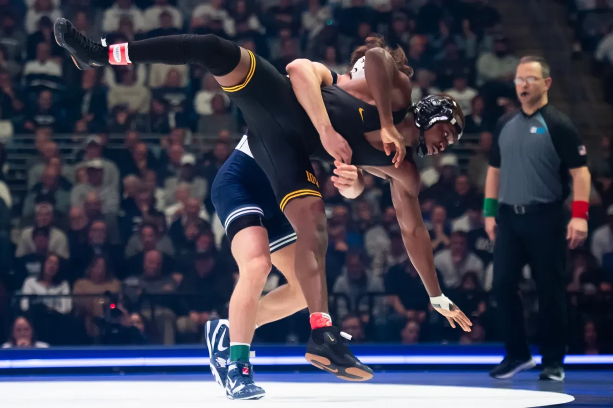 The gap is wide: #1 Penn State throttles #2 Iowa wrestling, 30-8