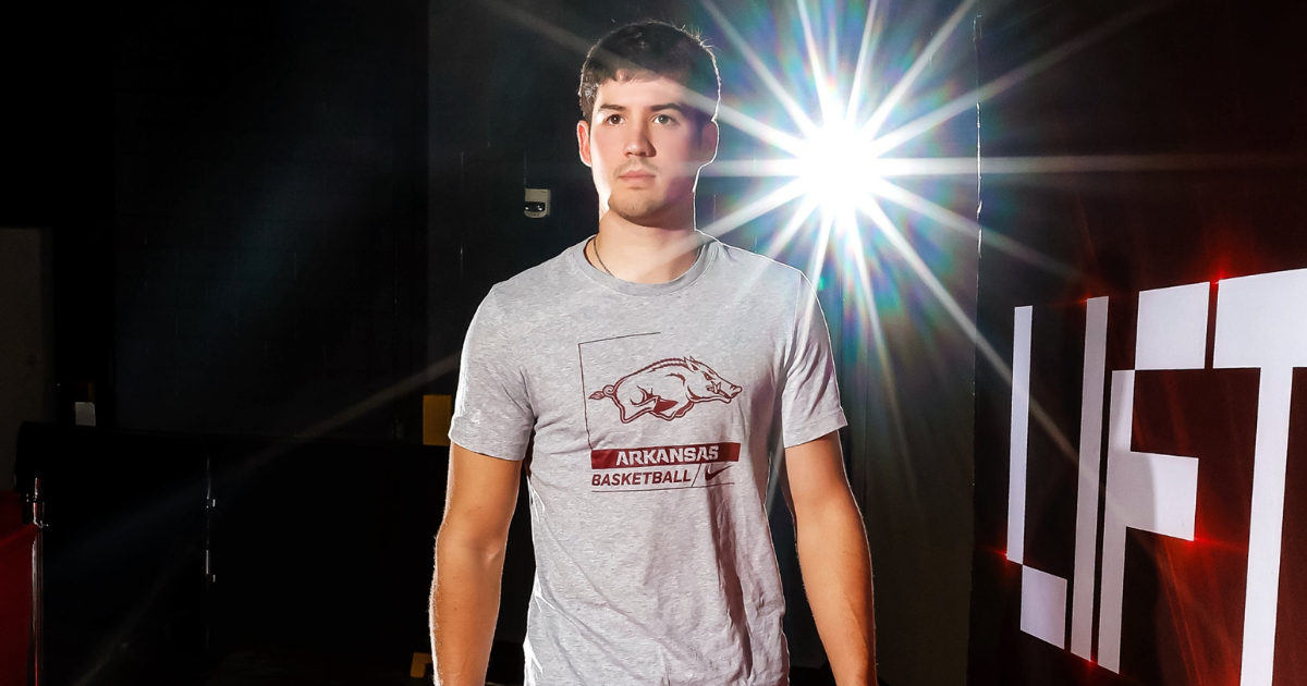 Arkansas trolls Kentucky with Reed Sheppard picture after loss