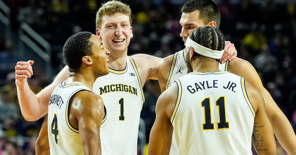 Danny Wolf, Michigan survive another close call in win over Oregon