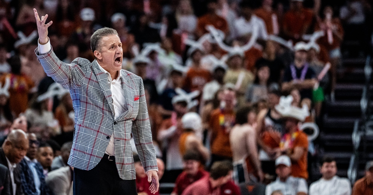 John Calipari makes surprising admission following Arkansas win at Texas