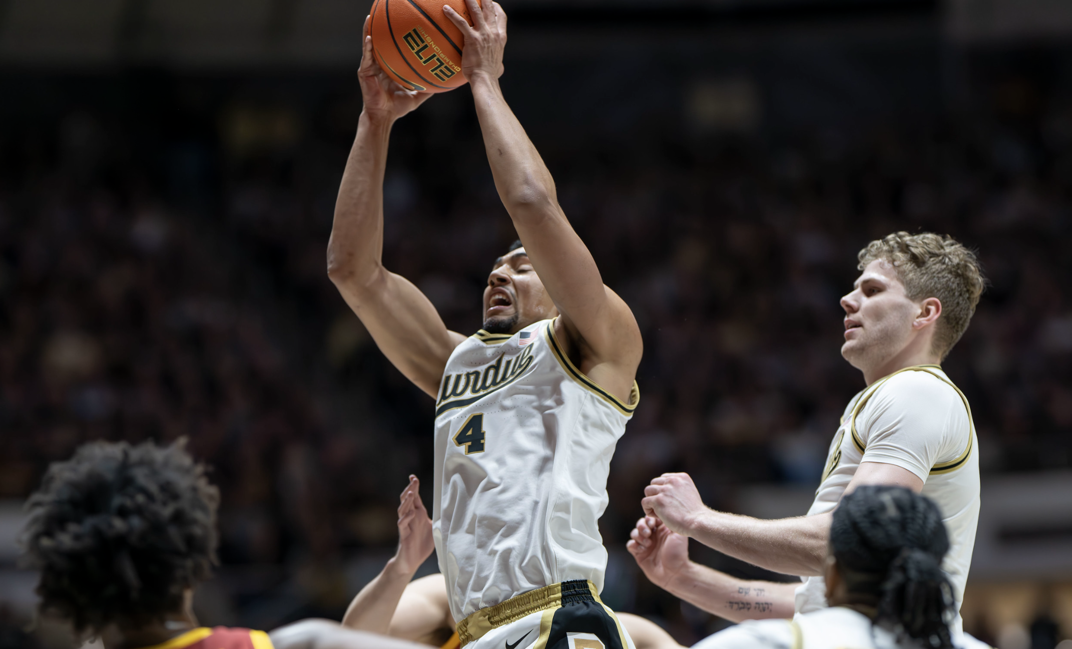 No. 7 Purdue dismantles USC, extends winning streak to four