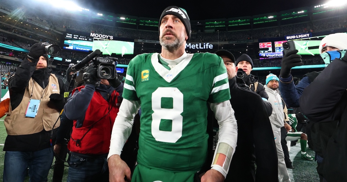 Aaron Rodgers free agency: Adam Schefter shares major update on Jets, NFL future