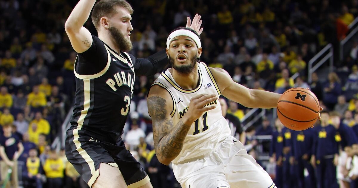 Michigan knocks off Purdue, moves to first place in Big Ten