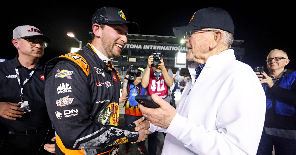 Chase Briscoe reflects on winning Daytona 500 pole in first season with Joe Gibbs Racing