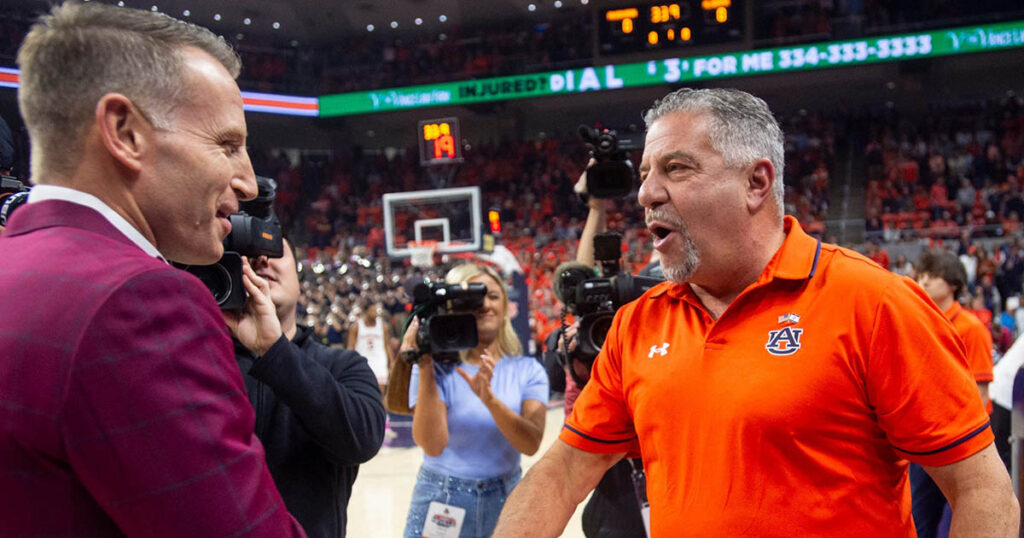 Alabama HC Nate Oats and Auburn HC Bruce Pearl