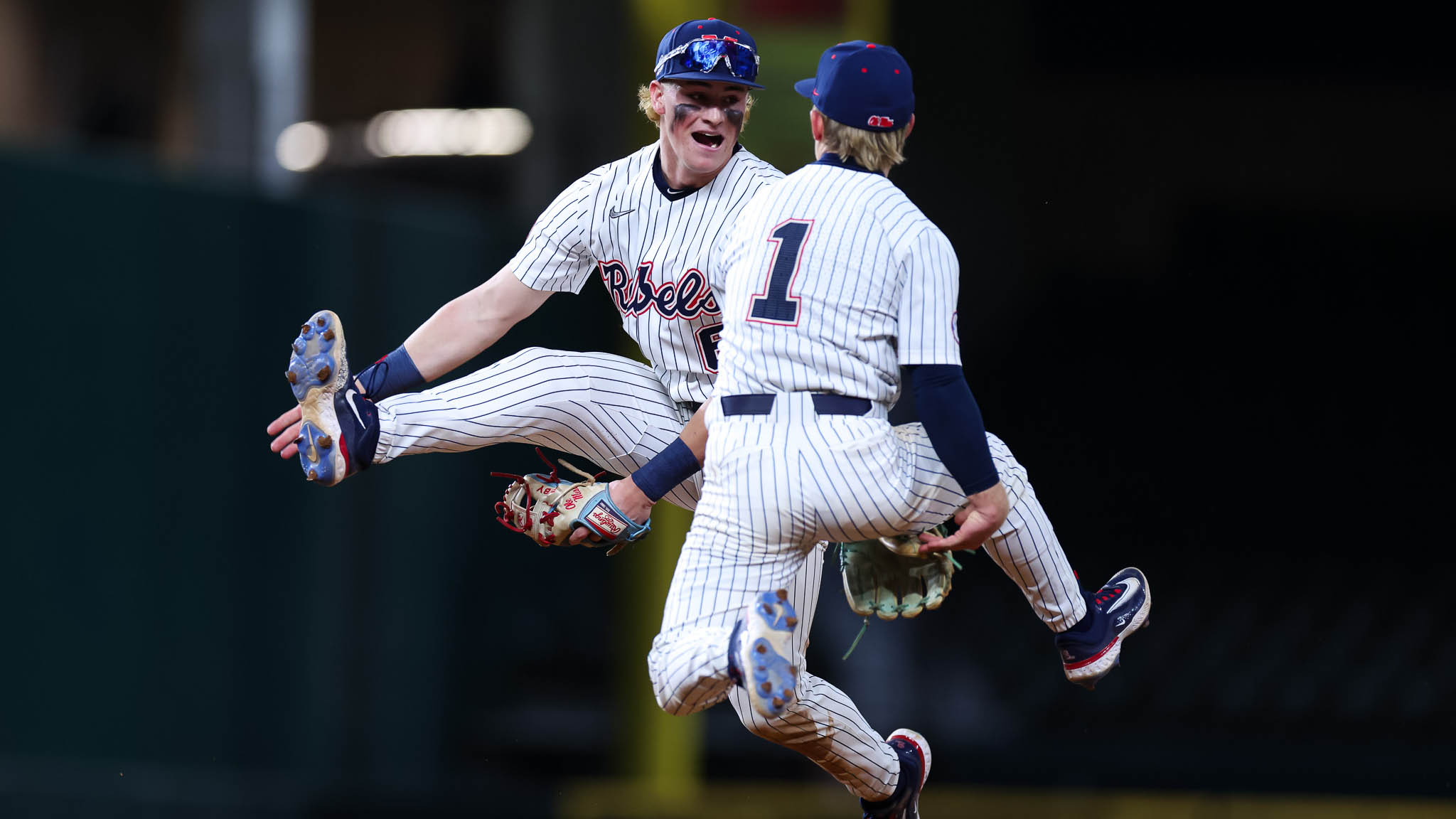 From the Dugout: Mike Bianco, Hunter Elliott and Isaac Humphrey on Ole Miss win over No. 21 Arizona