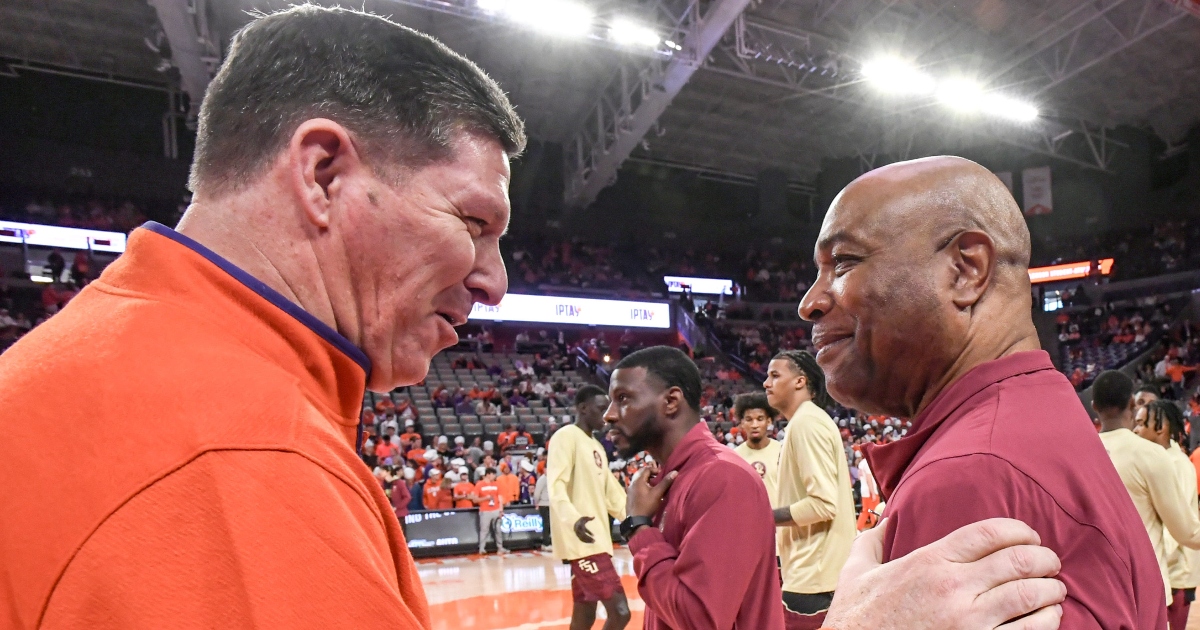 Brad Brownell commends career of Leonard Hamilton in opening statement