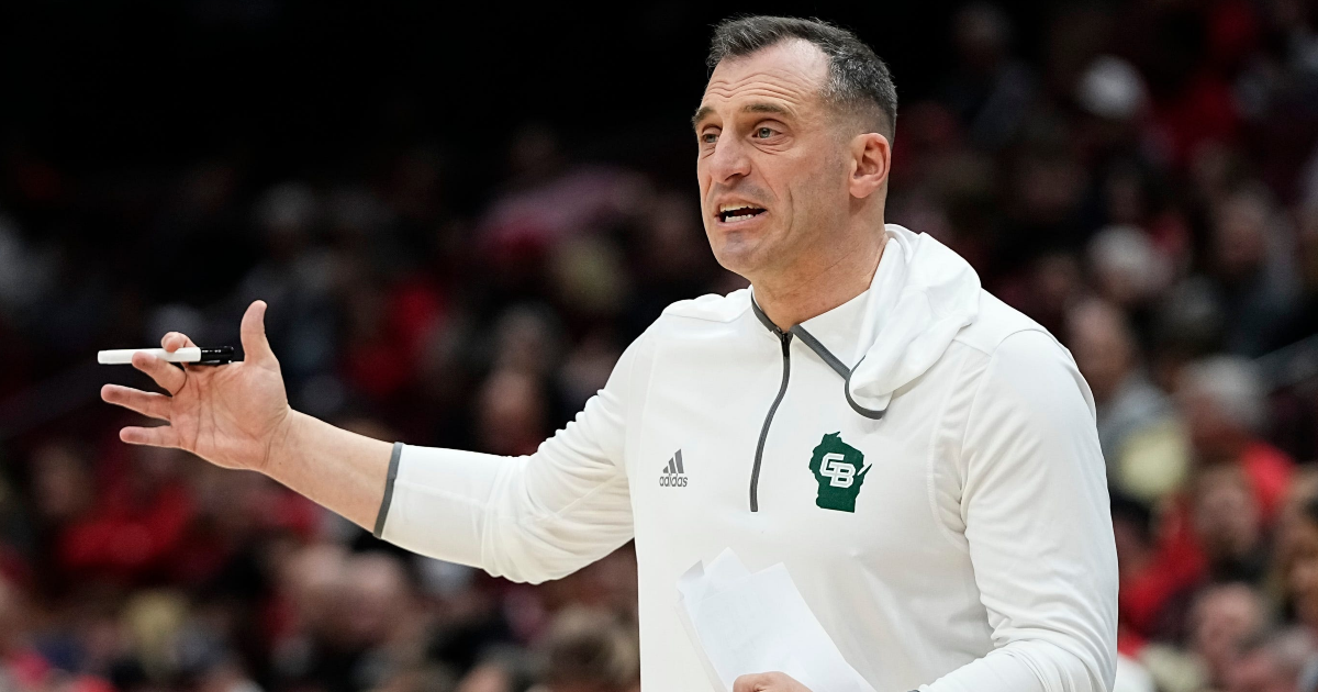 Doug Gottlieb claps back at jab from LeBron James over record at Wisconsin-Green Bay