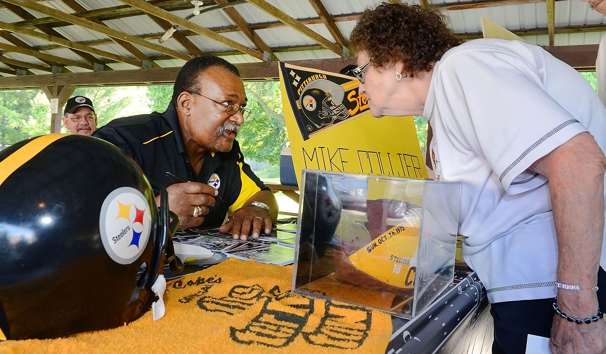 Mike Collier, Pittsburgh Steelers Super Bowl X champion, dies at 71