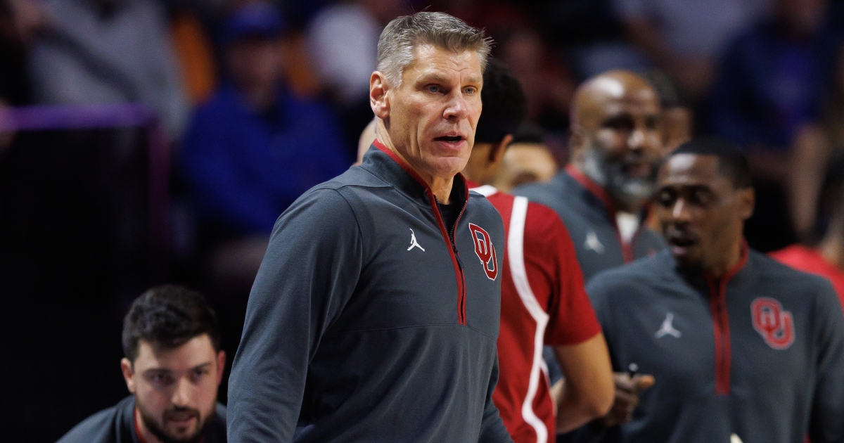 Porter Moser remembers Sister Jean: 'I was blessed to be her friend'