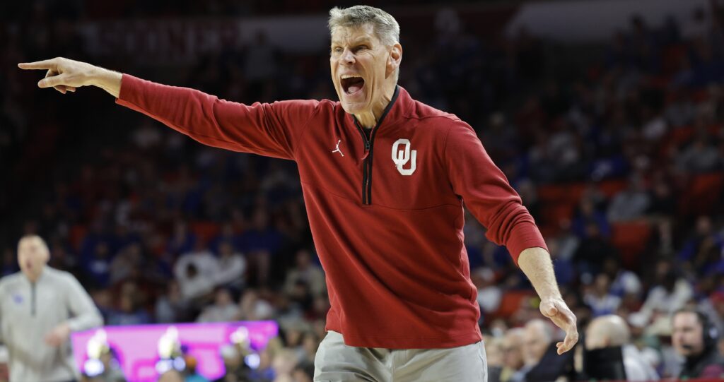 Feb 26, 2025; Norman, Oklahoma, USA; Oklahoma Sooners head coach Porter Moser yells to his team during a play against the Kentucky Wildcats during the second half at Lloyd Noble Center. Mandatory Credit: Alonzo Adams-Imagn Images