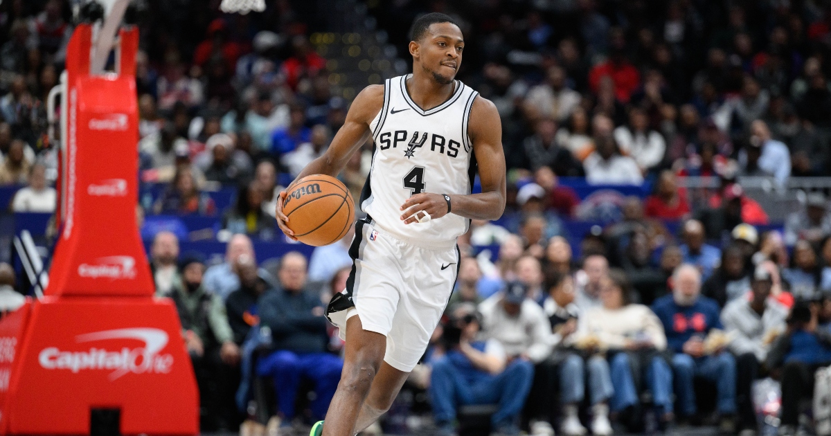 De’Aaron Fox signs lucrative extension with San Antonio Spurs