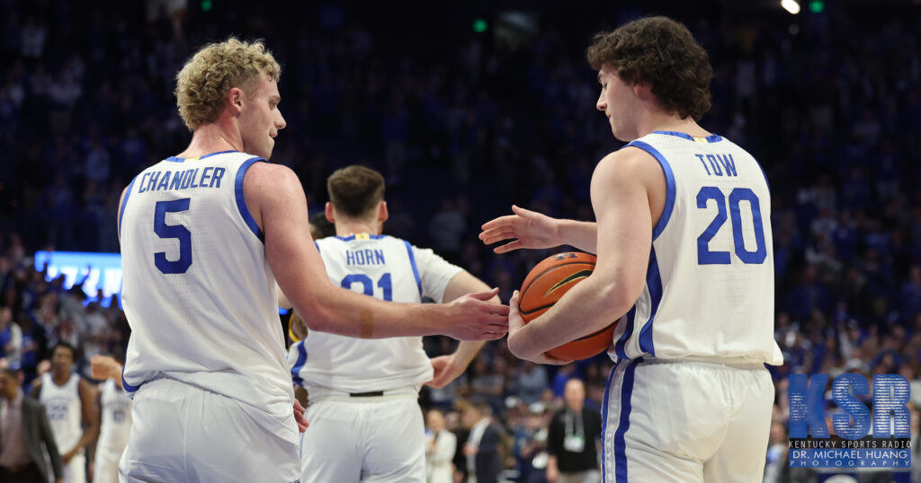 Kentucky guard Collin Chandler and walk-on Zach Tow in the Senior Night win over LSU - Dr. Michael Huang, Kentucky Sports Radio