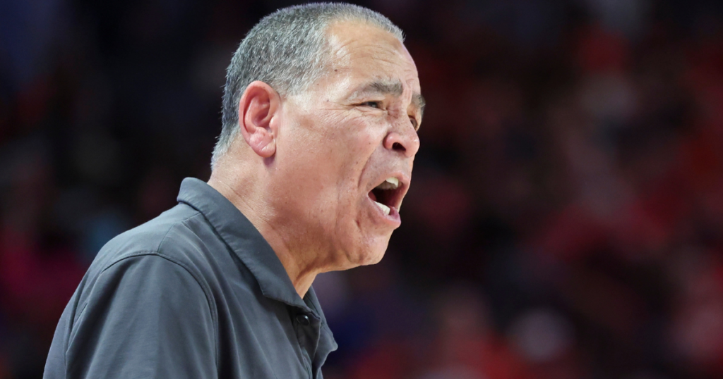 Houston HC Kelvin Sampson