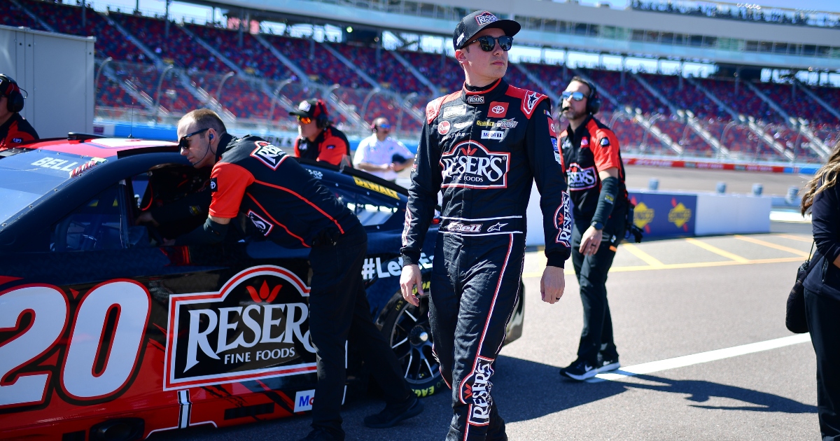 Christopher Bell beats Denny Hamlin side-by-side at Phoenix, wins three in a row