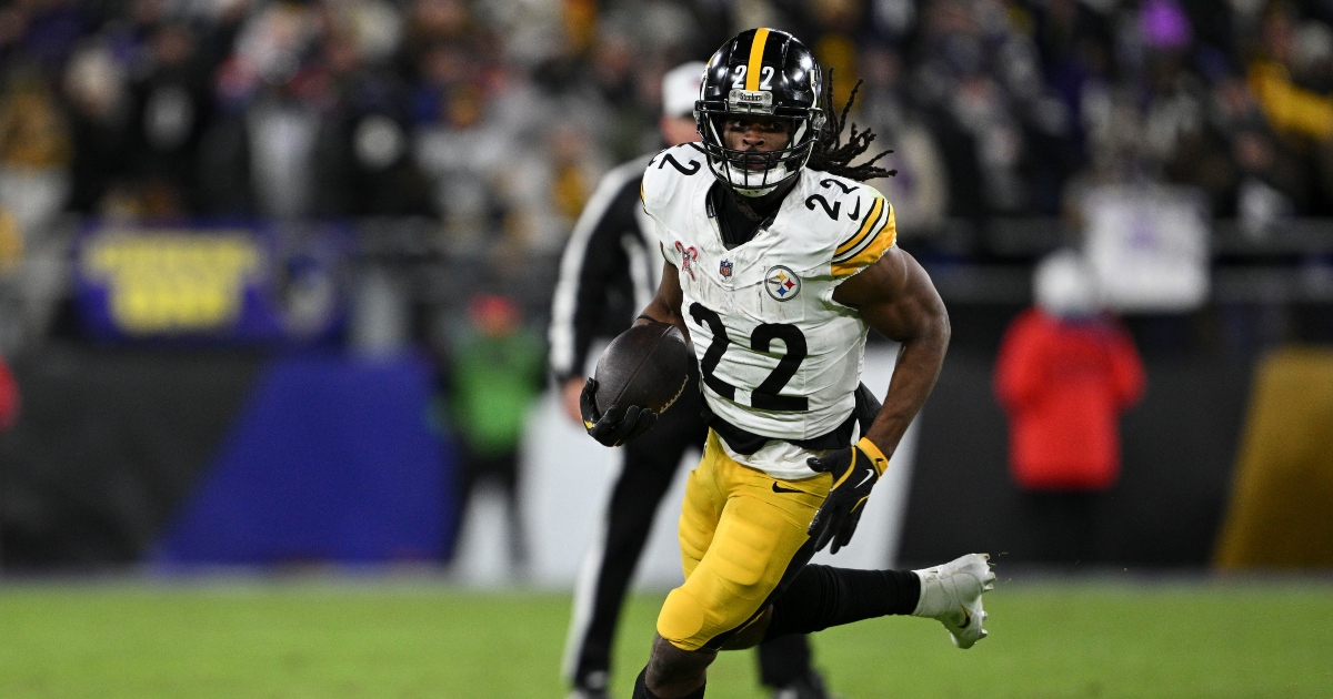 Najee Harris Joins Chargers: A New Beginning with One-Year Contract