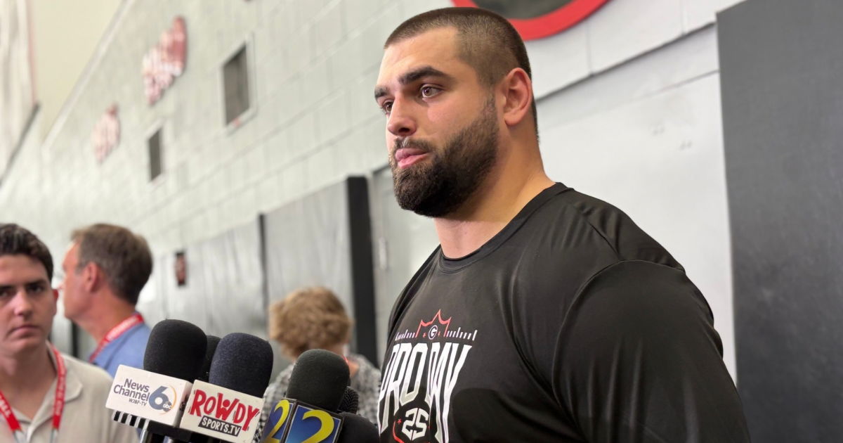 WATCH: Bengals rookie OL Dylan Fairchild outwrestles former UFC champ Sean Strickland