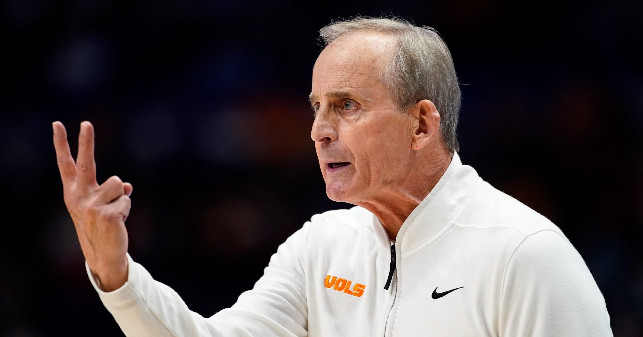 Tennessee Defeats Texas 83-72 to Advance in SEC Tournament