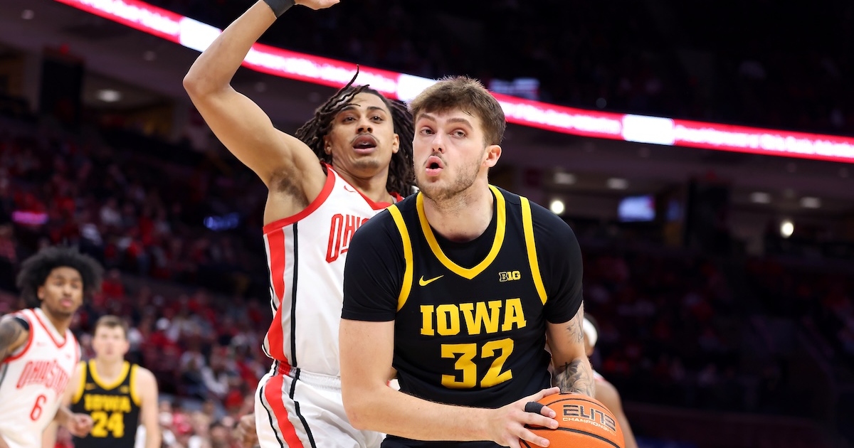 Iowa forward Owen Freeman enters NCAA transfer portal