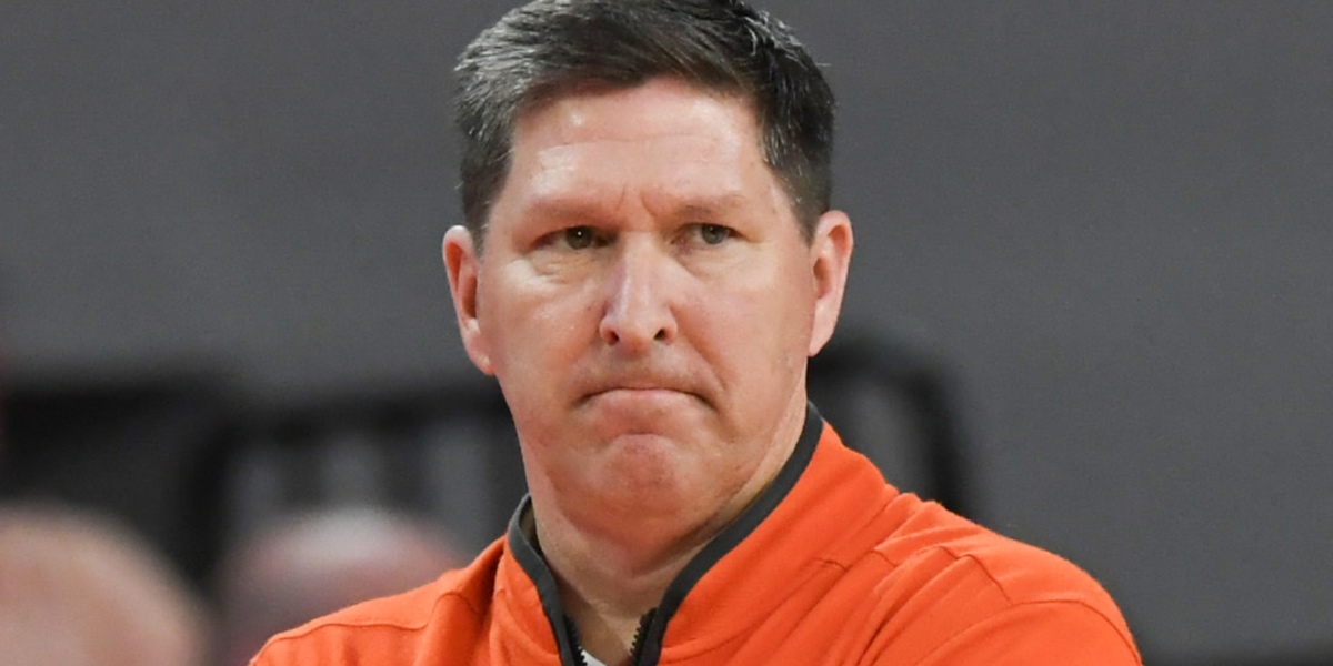 Brad Brownell comments on Clemson being locked out of locker room vs. Louisville