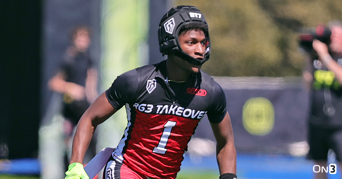 Texas 4-star WR commit Chris Stewart weighing options as recruitment heats up