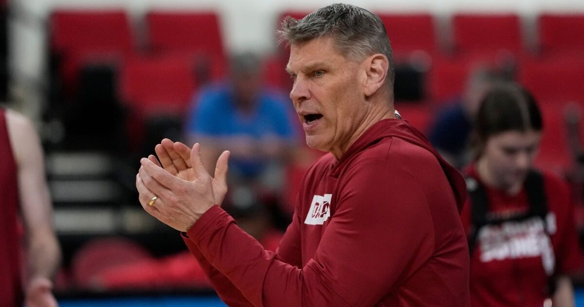 How Porter Moser, OU checked off the transfer portal boxes
