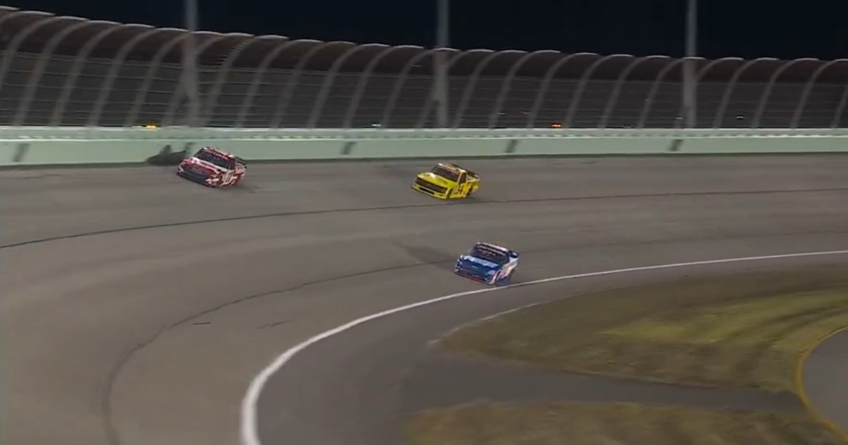 WATCH: Corey Heim, Kyle Larson duel for Truck Series stage win at Homestead-Miami