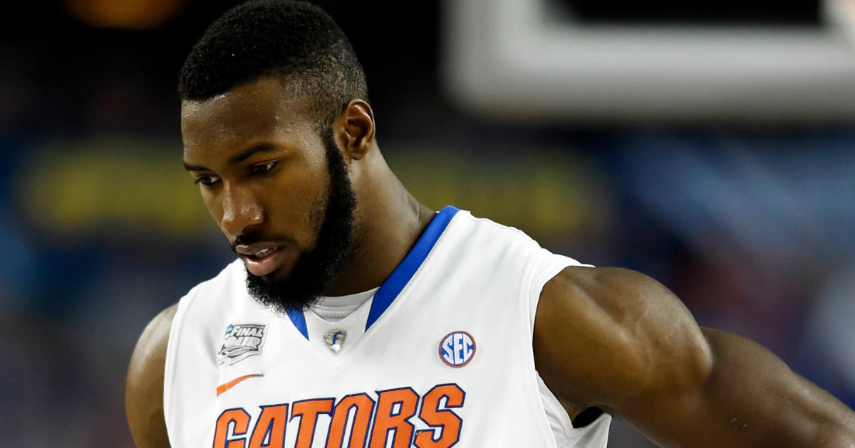 WATCH: Florida Gators celebrate with Patric Young after advancing to Sweet 16