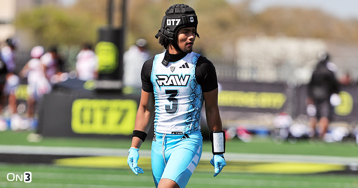 Elite 2028 WR Brysen Wright inks first trading card NIL deal