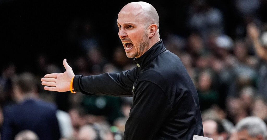 Bryant HC Phil Martelli Jr.