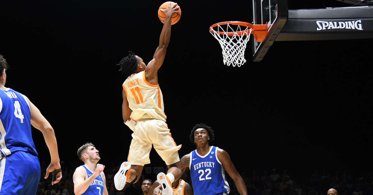 ESPN grades Tennessee Basketball's 30-win, Elite Eight season