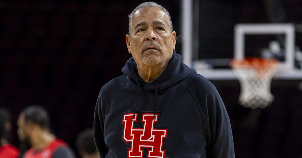 Houston coach Kelvin Sampson