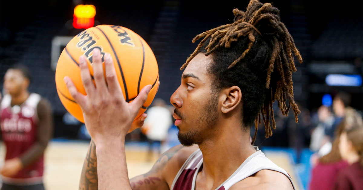 Texas A&M guard Jaelyn Lee makes surprising career move