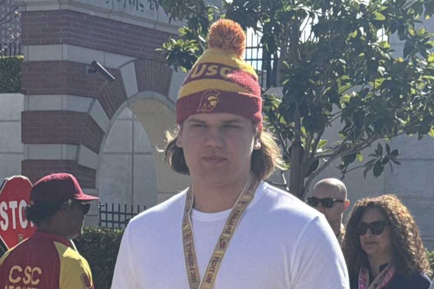 NEWS: Offensive Tackle Vlad Dyakonov Commits to USC