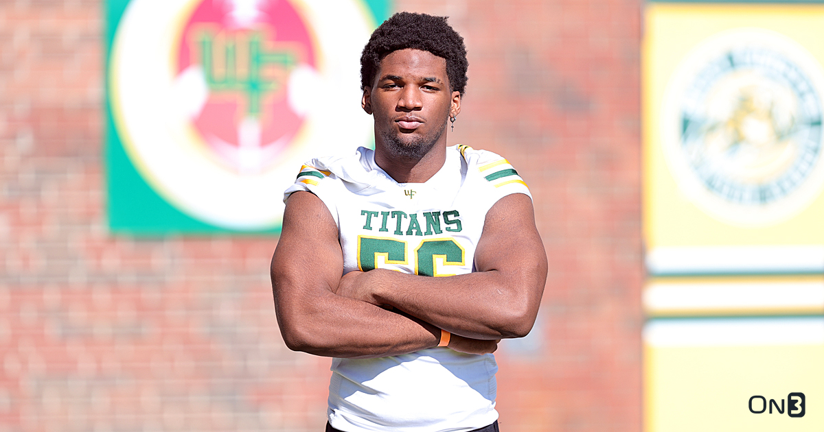 Georgia and South Carolina battling down to the wire for four-star DL PJ Dean