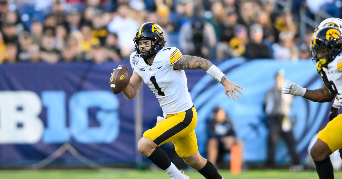 Michigan football reaches out to Iowa QB transfer Brendan Sullivan
