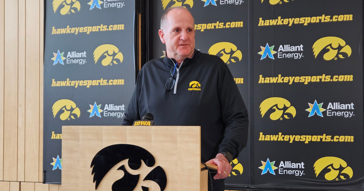Phil Parker talks new faces on Iowa's defense