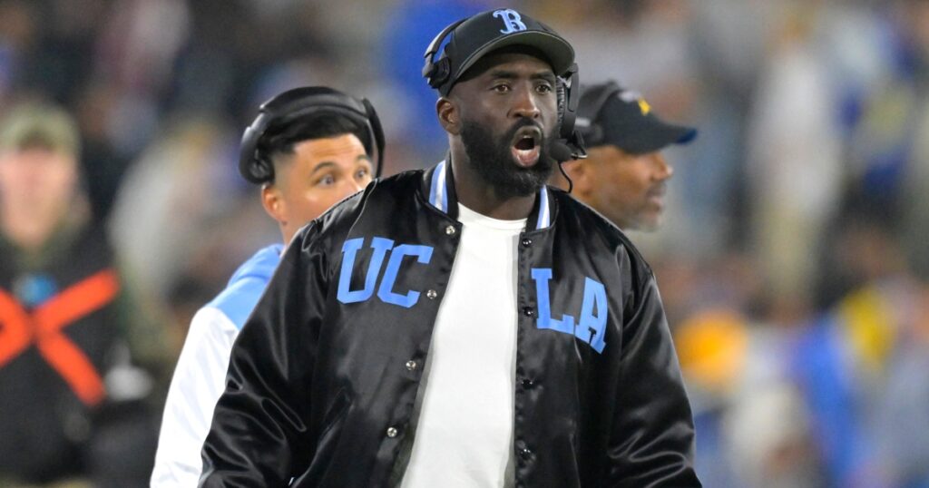 DeShaun Foster, UCLA