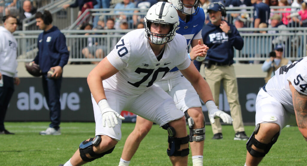 Offensive lineman Garrett Sexton