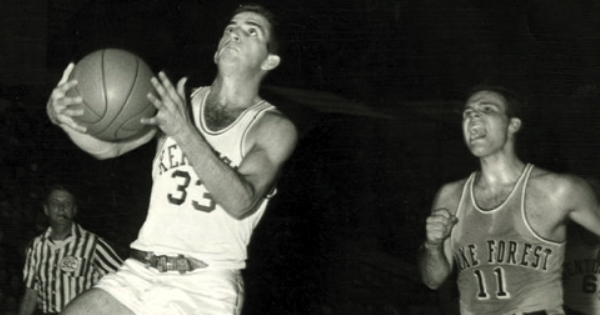 Former Kentucky guard Linville Puckett passes away at 91