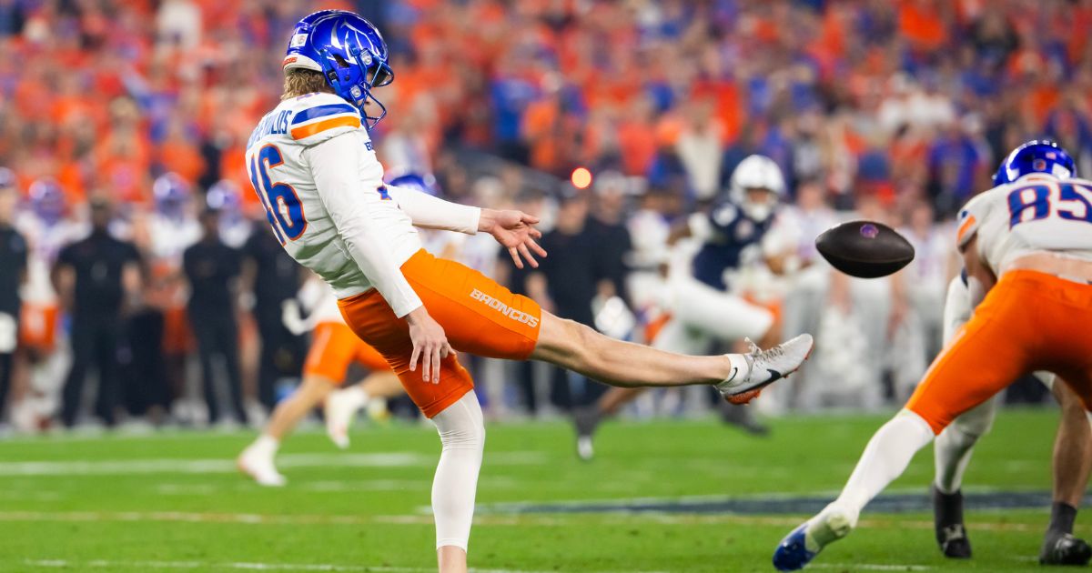 QUAAACK: Oregon Lands Boise State Punter James Ferguson-Reynolds