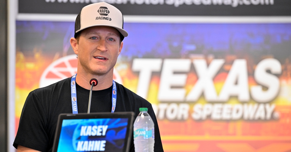Kasey Kahne picks his favorites to win the Würth 400 at Texas Motor Speedway