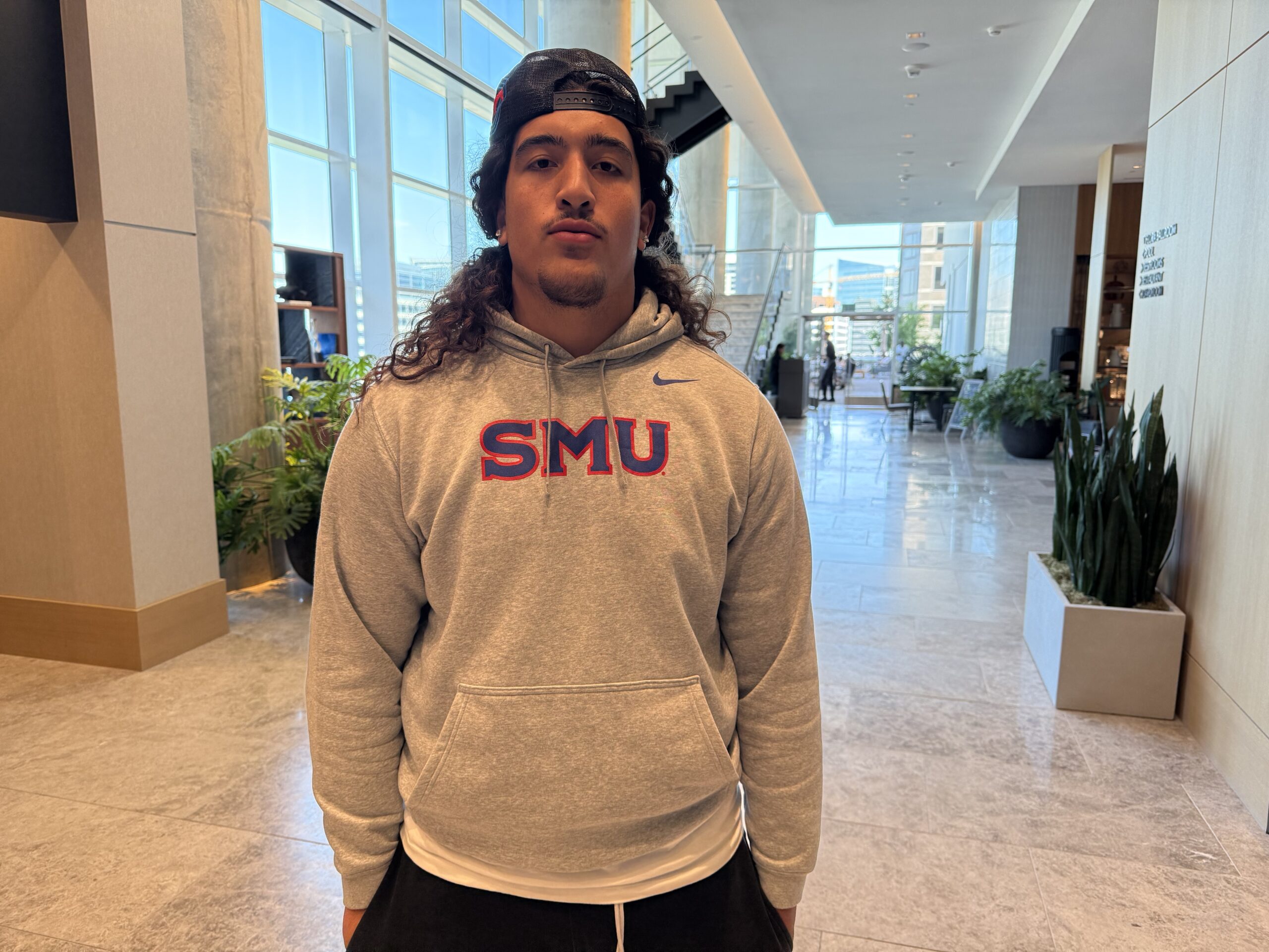 Coveted DT Tiki Hola ready to make decision, down to Notre Dame, SMU, USC