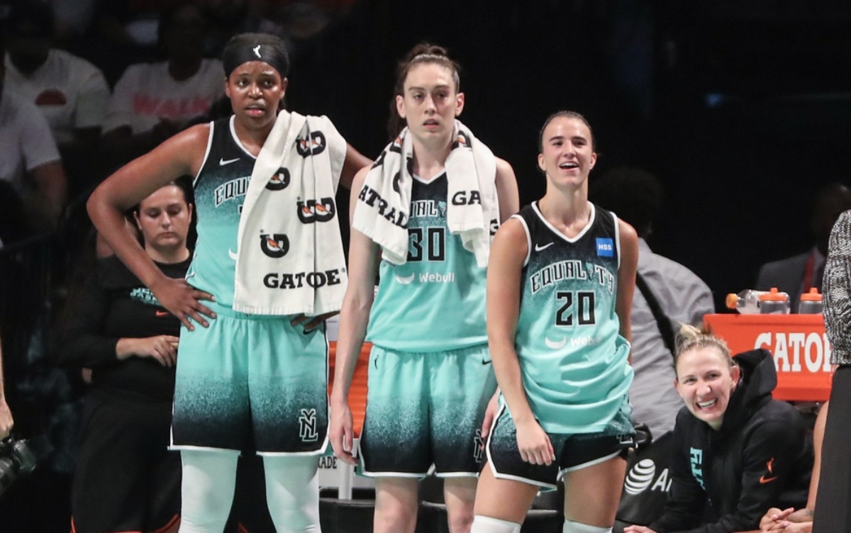 LOOK: Breanna Stewart, Sabrina Ionescu, Jonquel Jones pose together at Met Gala wearing custom, designer outfits