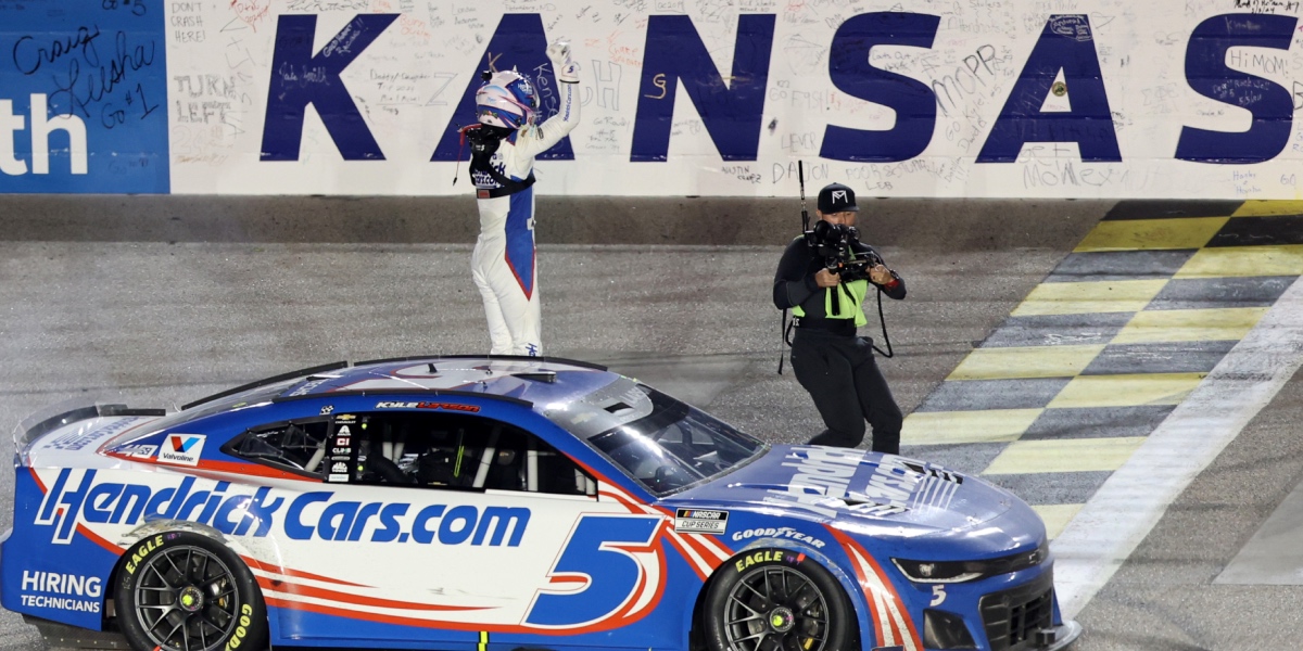 NASCAR Advent Health 400 at Kansas Odds Revealed