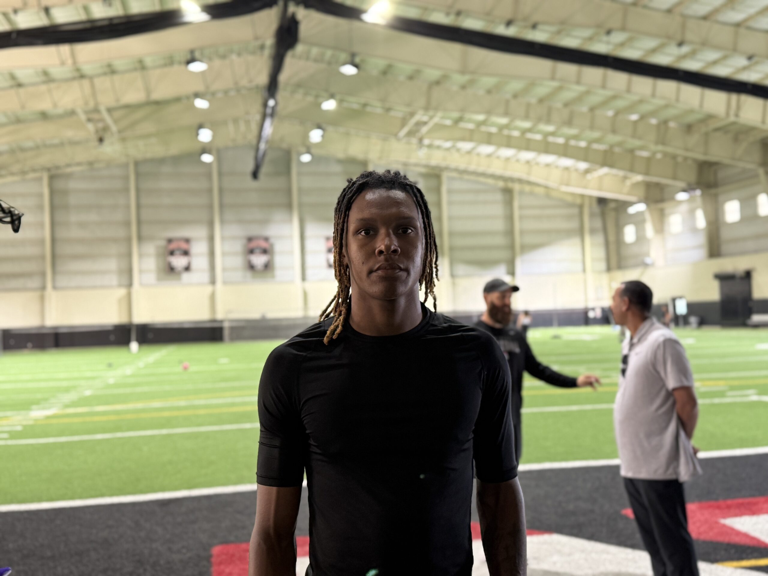 Elite 2027 CB John Meredith Talks Offers, Confidence, and Building Relationships