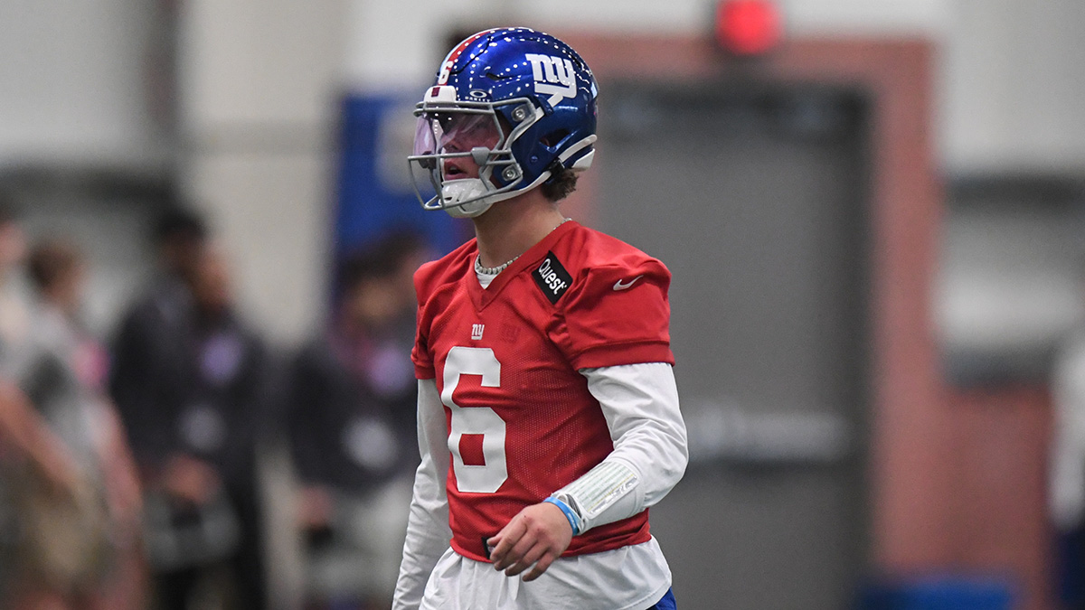 New York Giants QB Jaxson Dart opens up rookie camp with a new number and a new snap count